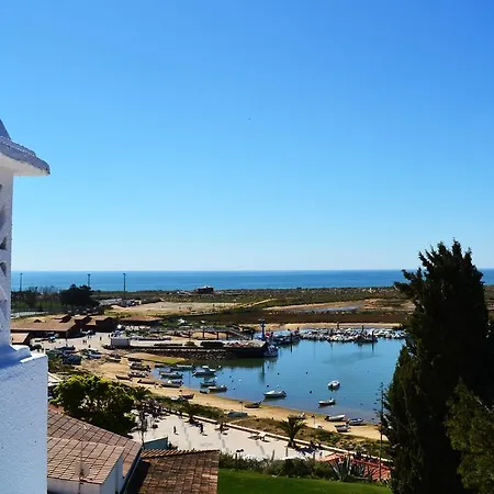Ria Alvor Ostello *