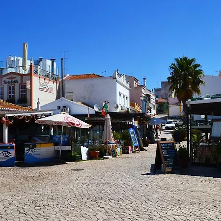 Ria Alvor *
