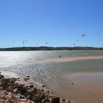 Ria Alvor Ostello *